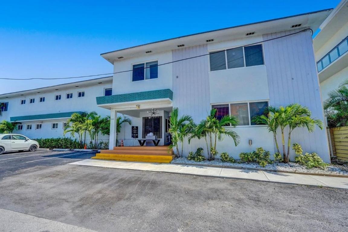 Secluded Hollywood Studio Walk To Beach Boardwalk Apartment Dania Beach Exterior foto