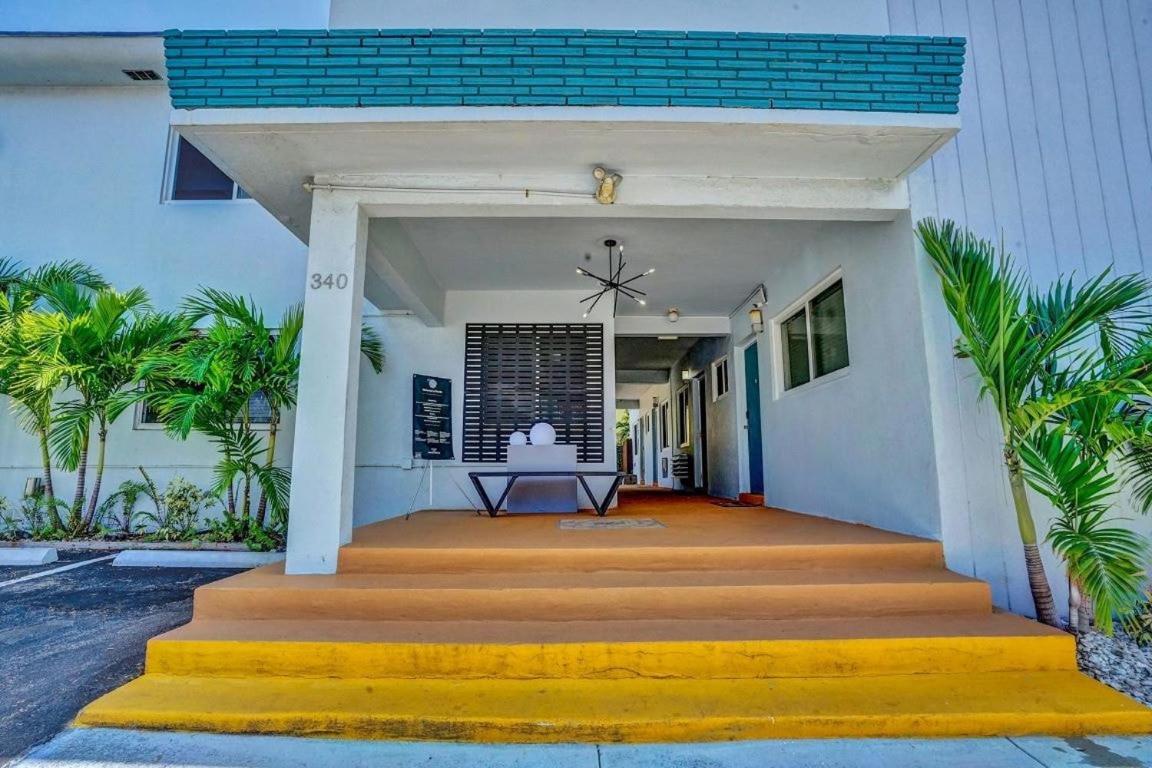 Secluded Hollywood Studio Walk To Beach Boardwalk Apartment Dania Beach Exterior foto